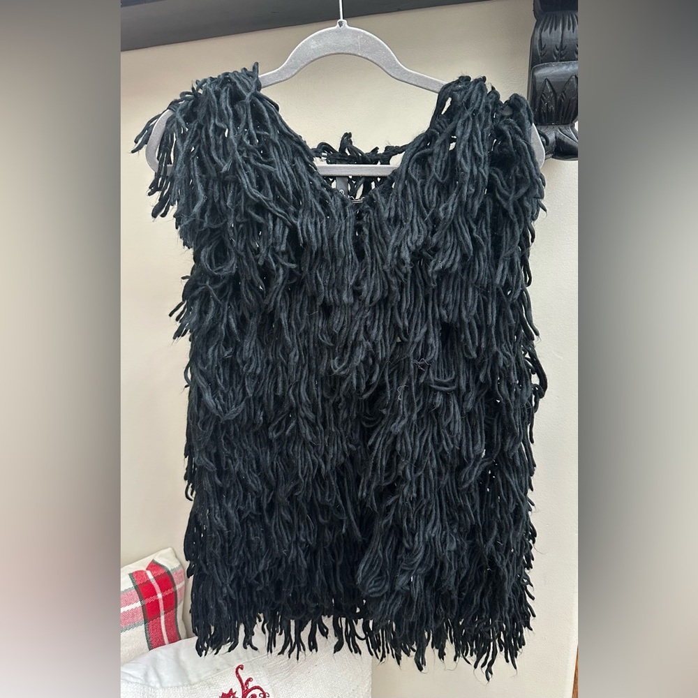NWT Elan Black Yarn Boho Fringe Vest Sz Small $88+